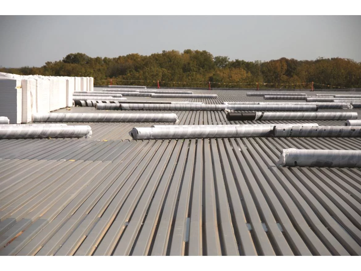 MHP - 16TPO-RollsOnRoof.jpg